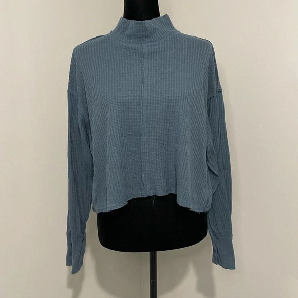 Elan Blue Waffle Knit Mock Neck Cropped Boxy Sweater Top - Picture 1 of 11